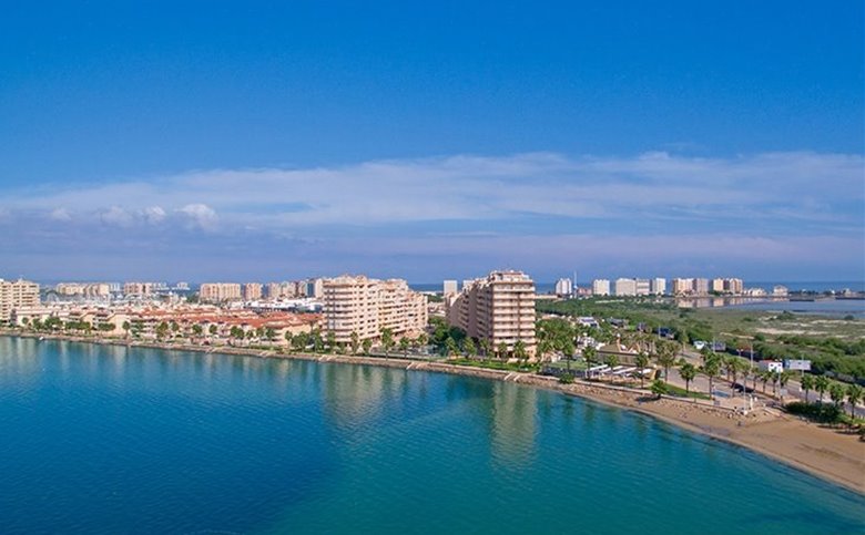 PUERTO Y PLAYA, ESC. 6, 5º J - REF 1424 
