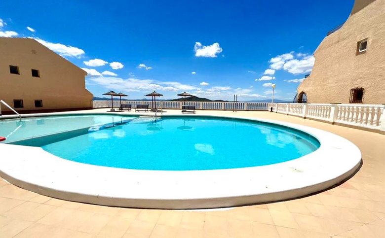 URBANIZACIÓN NEPTUNO - REF 1481	